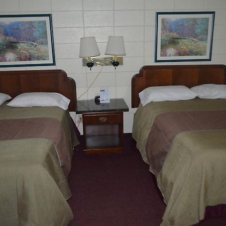 Grand Inn Fargo Bagian luar foto