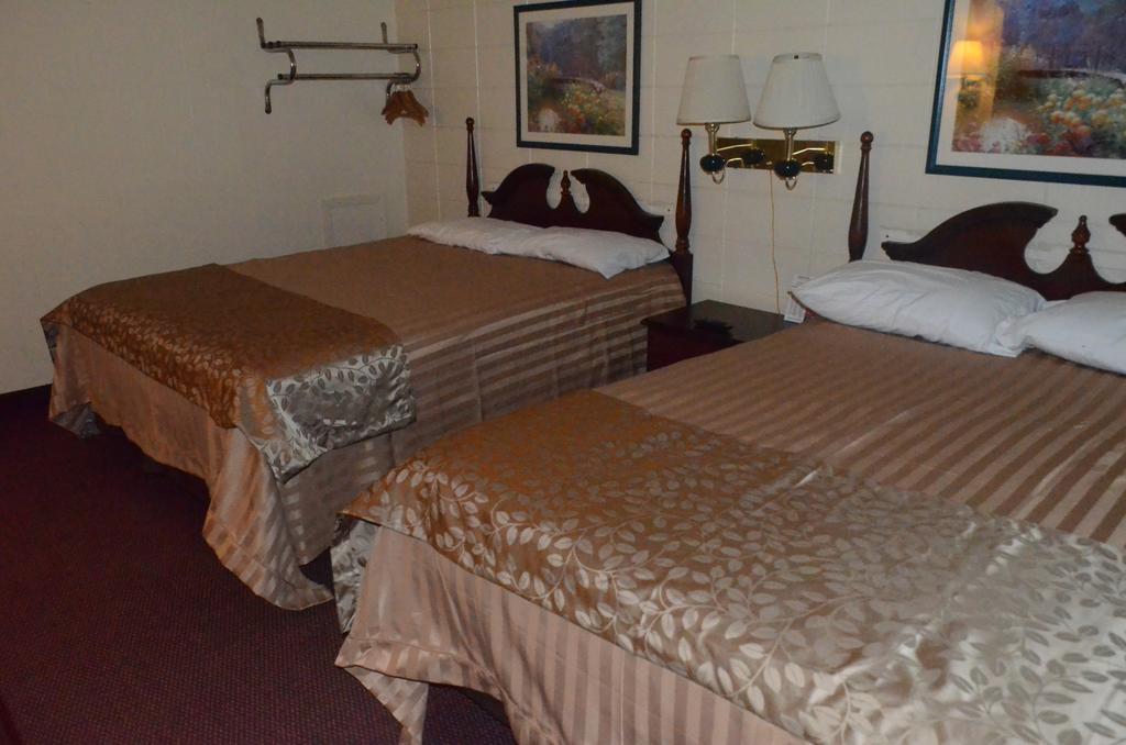Grand Inn Fargo Bagian luar foto