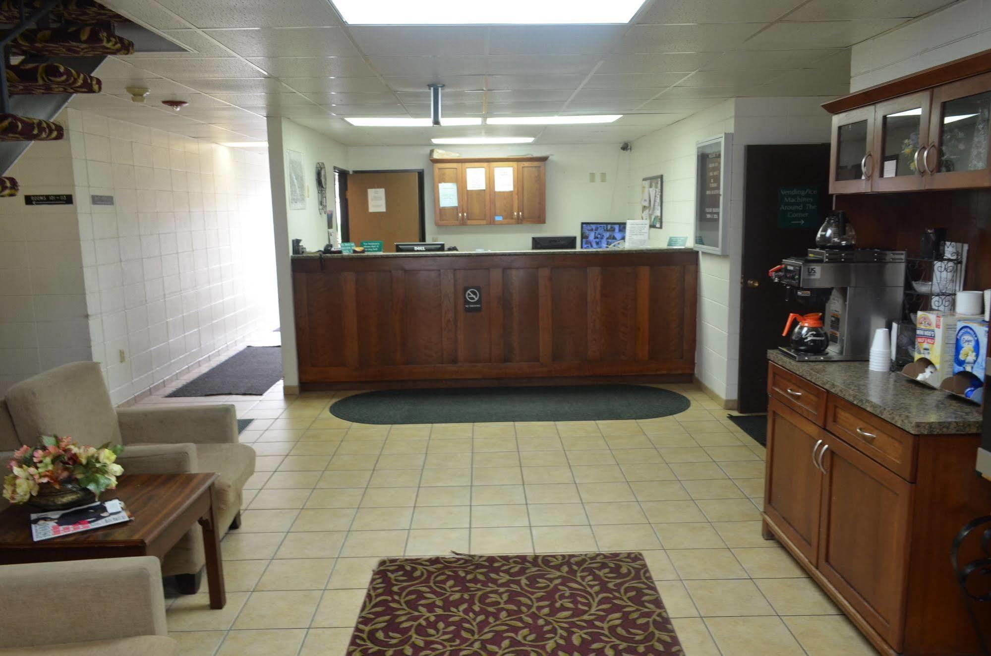 Grand Inn Fargo Bagian luar foto